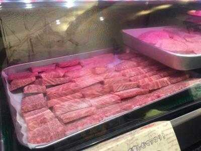 和牛炭火焼肉 つる牛 心斎橋