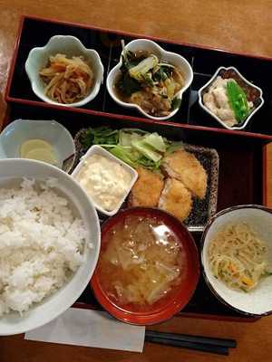 自然食レストラン 貴支