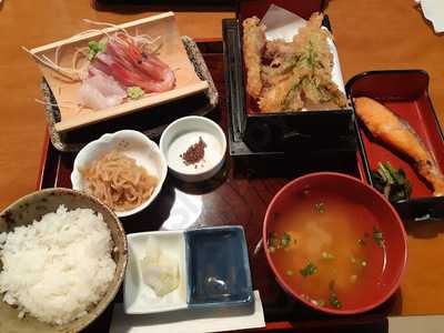 自然食レストラン 貴支