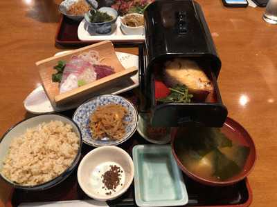 自然食レストラン 貴支