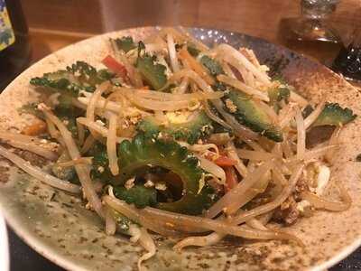 沖縄料理 ソーキ家