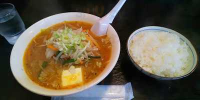 ラーメン熊ぼっ子 駅前店