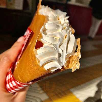 マリオンクレープ 万代シテイ店