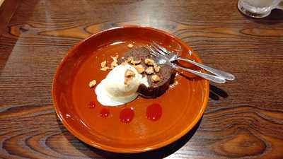 お肉キッチン 粟山バル ランタン