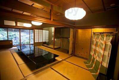 はり重大宝寺店