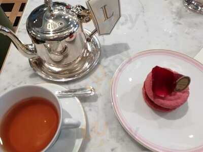 ラデュレ 京都四条店