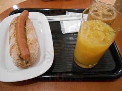 カフェ・ベローチェ 烏丸仏光寺店