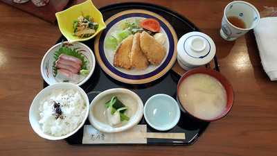 日本料理 雪月花