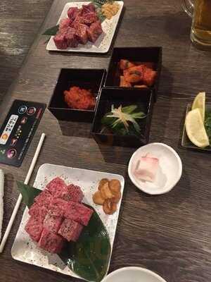 焼肉 ひろん