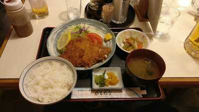 お食事処 とんかつ かもめ亭