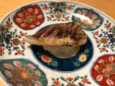 豪快立ち寿司 難波南海通り店