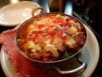 三代目カレー舎、nandi．