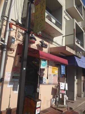 三代目カレー舎、nandi．