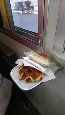 マネケンjr京都駅店