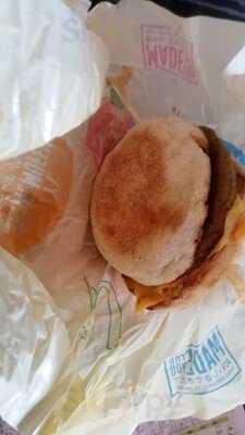 マクドナルド ツイン21店