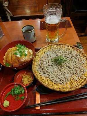 実演手打ちうどん杵屋 京都アバンティ店