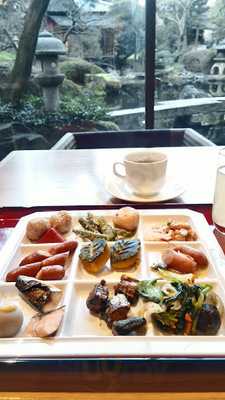 カフェ アルボワ