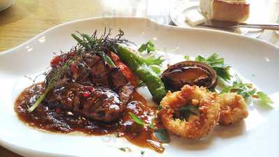 カフェ アルボワ