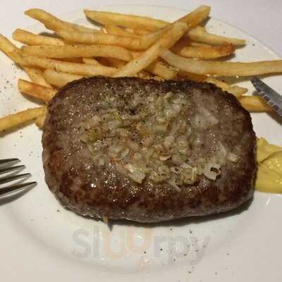 ラ プティ セヌ