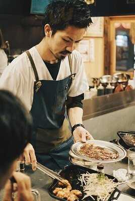 焼肉ホルモン 坂上 裏なんば店