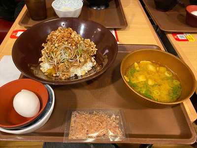 すき家　堺筋本町店