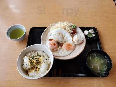 やきとり酒場いっぱいいっぱい 駅前店
