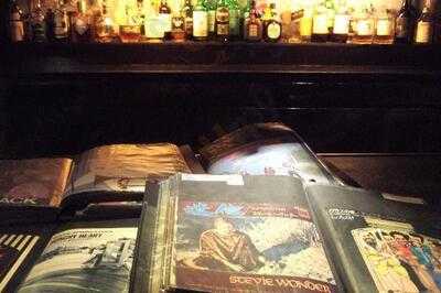 バー　エニアック