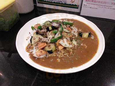 カレー屋 カルダモン
