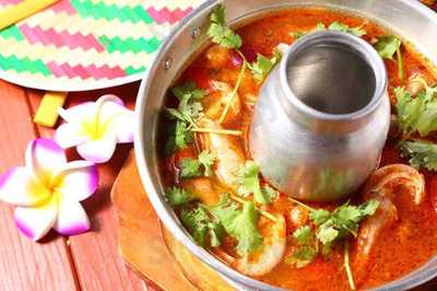 タイ式酒場アロイチンチン