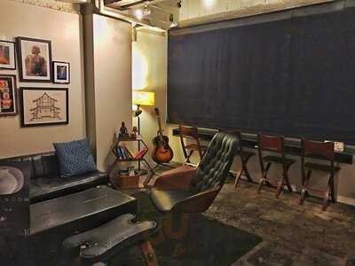 Hostel 64 Osaka Bar Lounge