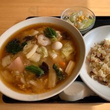 ファミリー中華飯店 京王