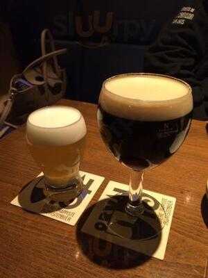 ベルジャンビアプラス ドルフィンズ 梅田店