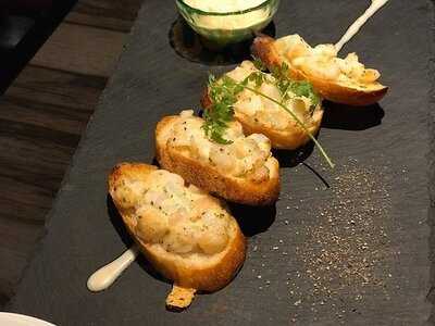 大阪粉もんバル Denner