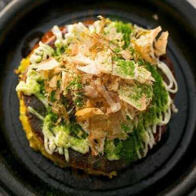 大阪粉もんバル Denner