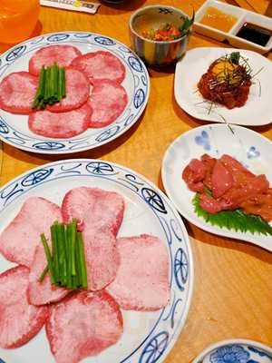 本家とらちゃん 鶴橋駅前店