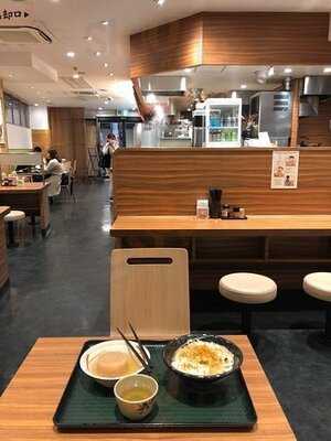 はなまる うどん　難波なんさん通り店