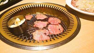 アジヨシ 梅田東通り店