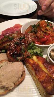 Bistroカランコロン