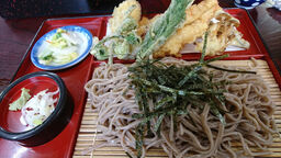 日乃出屋