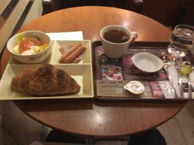 カフェ・ド・クリエ 堂島地下街店