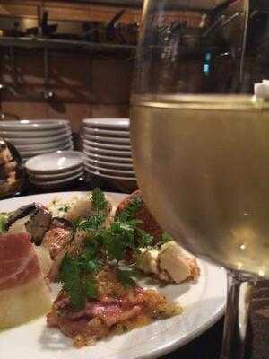 カレー&ワイン Cumin