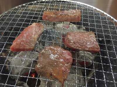 ホルモン屋 ももんじ