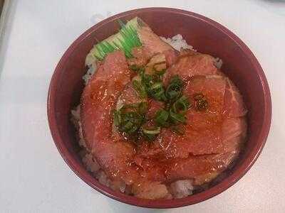 丼丸 京の魚河岸 三条店