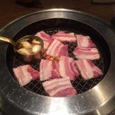 焼肉 虎龍 心斎橋店