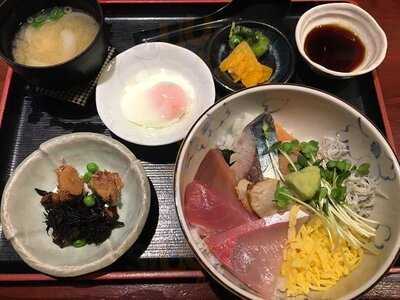 旬魚菜 よし田 南本町店