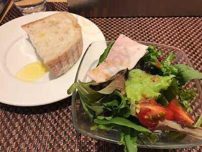 オステリア サクラ