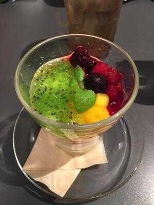 Wired Cafe 梅田nu Chayamachi