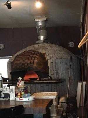 ピッツエリア エルエフシー