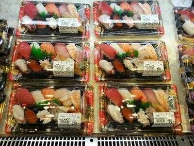 大起水産回転寿司 ホワイティうめだ店