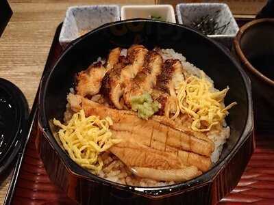 日本酒と肴のお店 あなごや